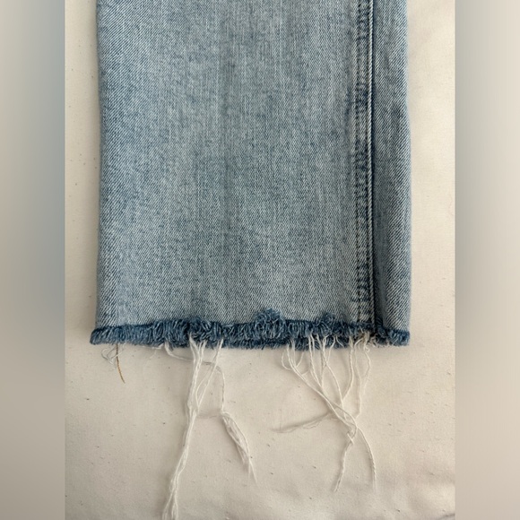 Old Navy Sky High Straight Leg Denim Jeans - Picture 6 of 9